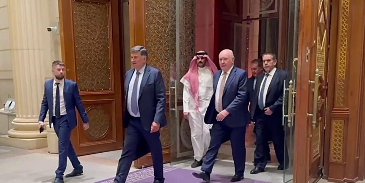 Do Rzeczy: западные СМИ продвигают идею о неизбежности провала переговоров 