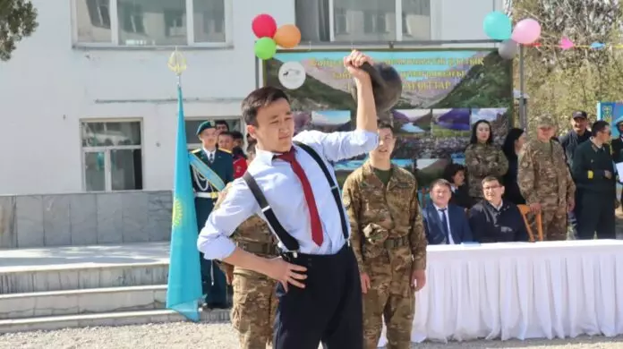 Әскери колледж бен ұлттық парк ұжымдары бірлескен акция өткізді