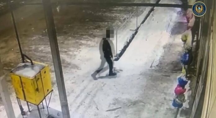 Дүкеннен спорттық киім ұрлаған күдікті қолға түсті
