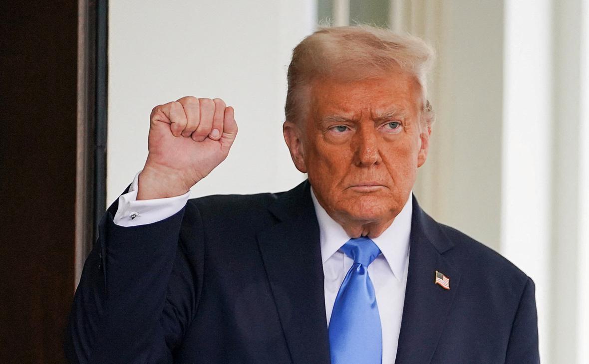 Дональд Трамп АҚШ-та төтенше жағдай енгізеді