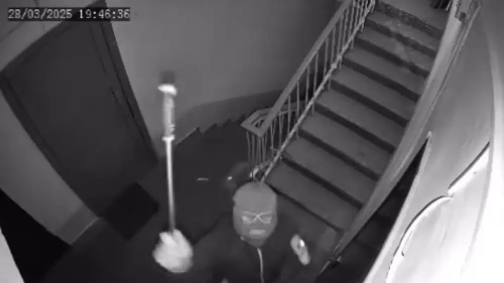 Казахстанец получил 15 суток ареста за угрозы жене расправой и расчленением - новости на Lada.kz 03.04.2025