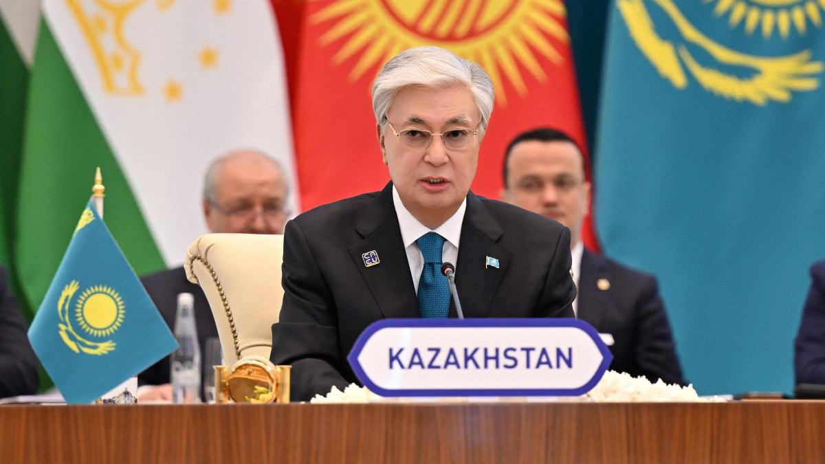Президент "Орталық Азия – Еуропа Одағы" саммитіне қатысты