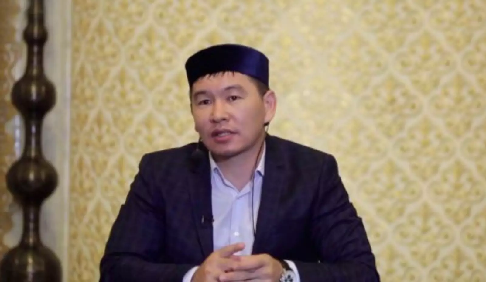 «Медресеге садақа деп зарлап жүр еді»: Танымал уағызшы Алматыда зәулім мейрамхана ашты