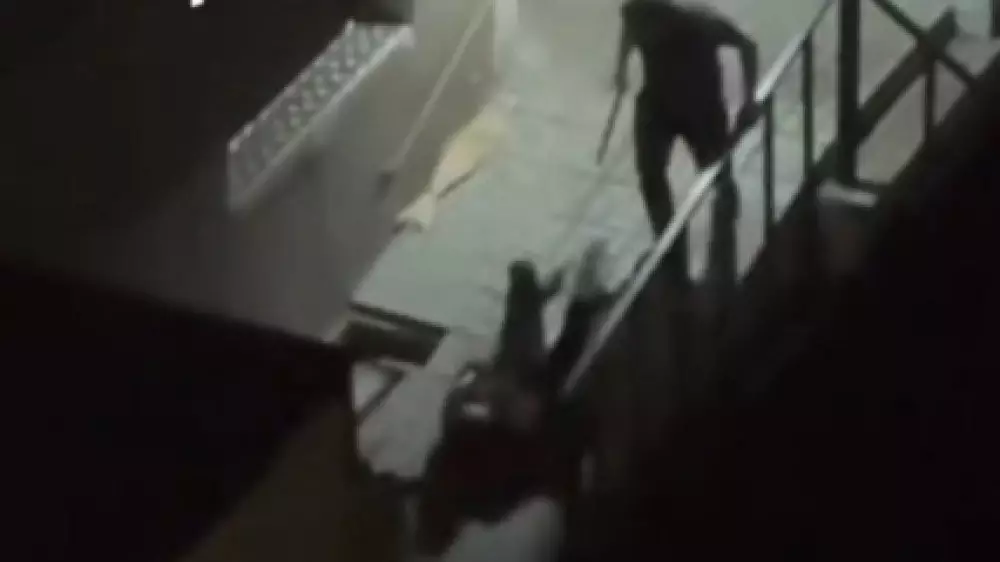 Очередное избиение попало на видео в Казахстане