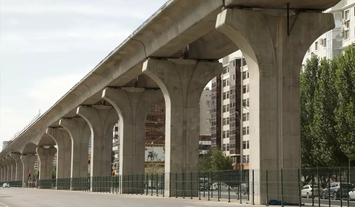 Из-за строительства LRT сократят закроют участок улицы в Астане