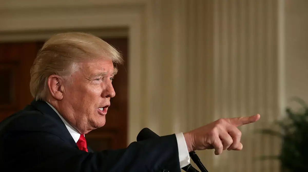 Трамп повысил тарифы для Китая до 125%