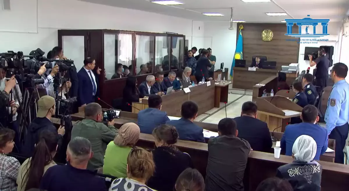 Дело Шерзата: началась трансляция из зала суда
