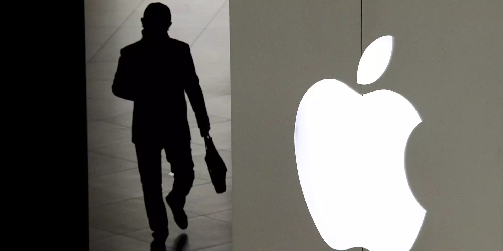 Bloomberg: американо-китайская тарифная война повысит цену iPhone вдвое