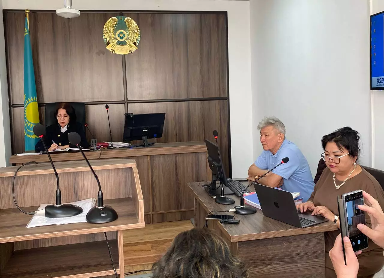 Судебный процесс по делу Темирлана Енсебека начался с нарушений