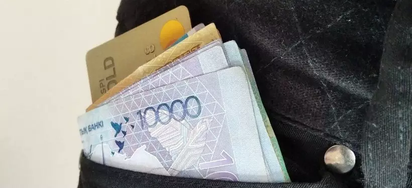 "Оплата только наличными" – имеют ли право продавцы отказать в приеме платежей картой или QR