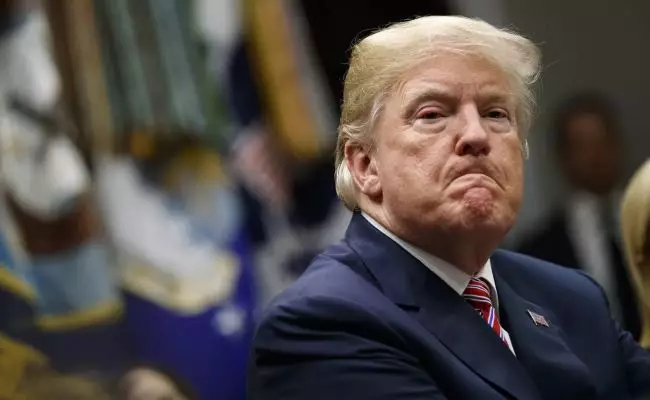 Трамп поднял пошлины на китайские товары до 145% — в ответ на кризис с фентанилом