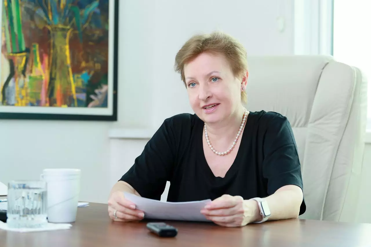 Елена Бахмутова завершила работу в совете директоров фонда “Даму”
