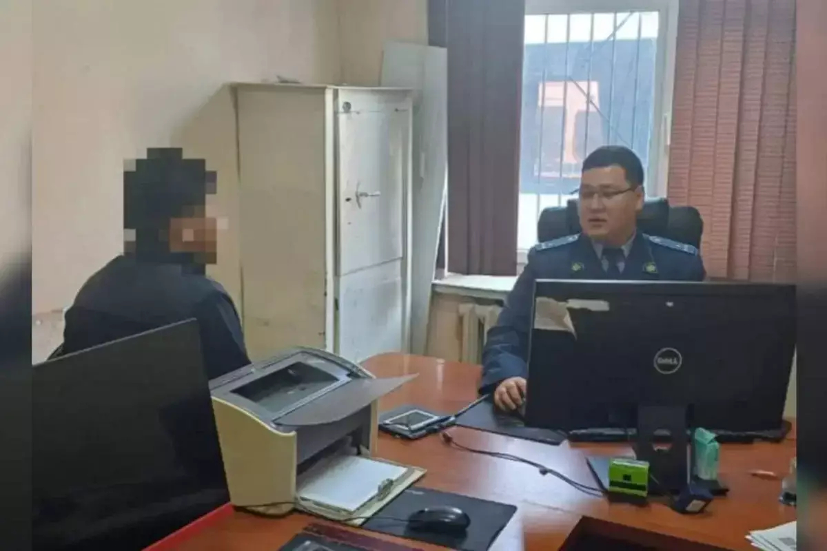 Түркістан облысының тұрғыны туысының 2 миллион теңгелік алтынын ұрлап кеткен