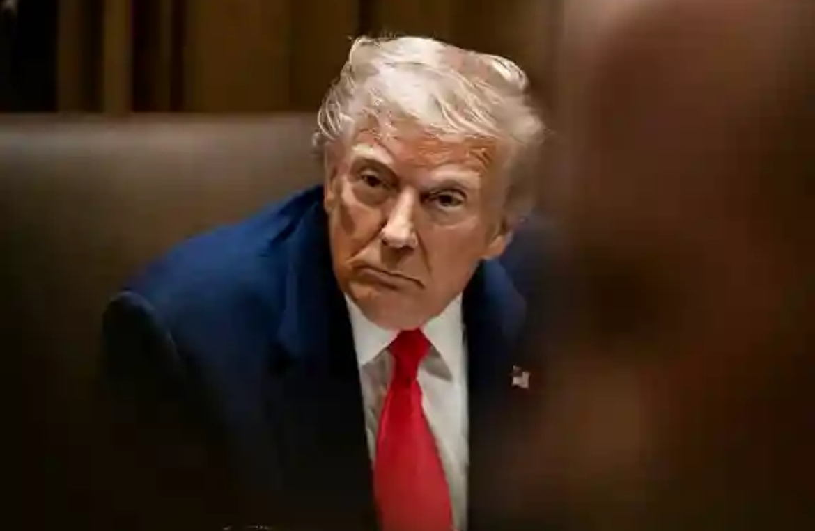 Трамп продлил санкции из-за «вредоносной деятельности» РФ