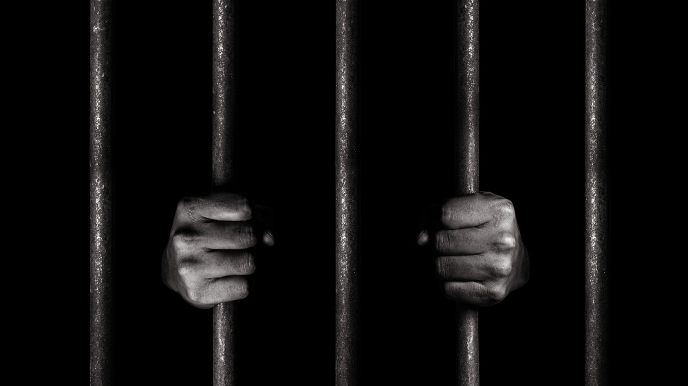 Атышулы істің соңы: оқушыға шабуыл жасаған ер адам енді бостандыққа шықпайды