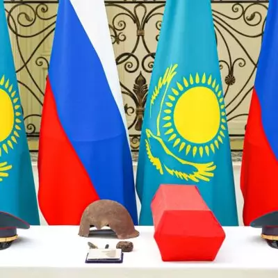 Останки казахстанского солдата ВОВ передали в Москве