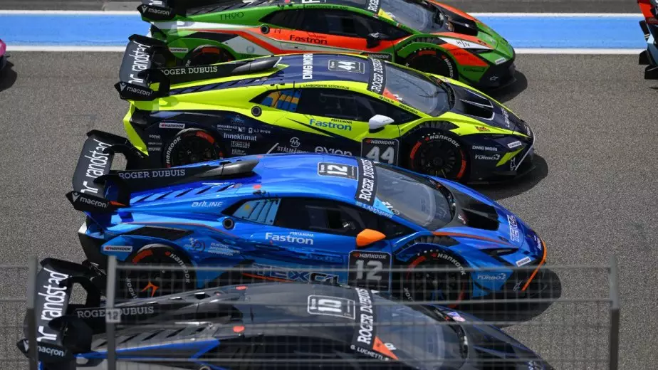 Две медали Казахстана на открытии сезона Lamborghini Super Trofeo Europe
