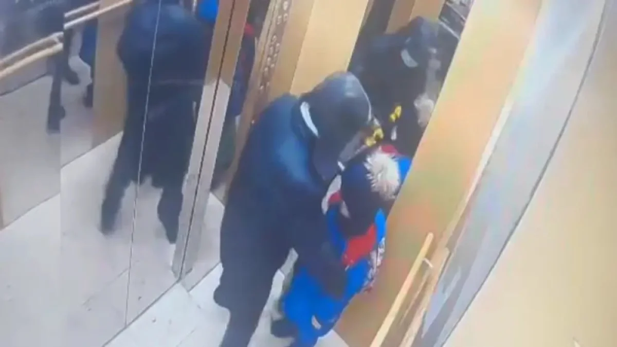 Шокирующее нападение с ножом на ребенка в лифте: дело направили в суд