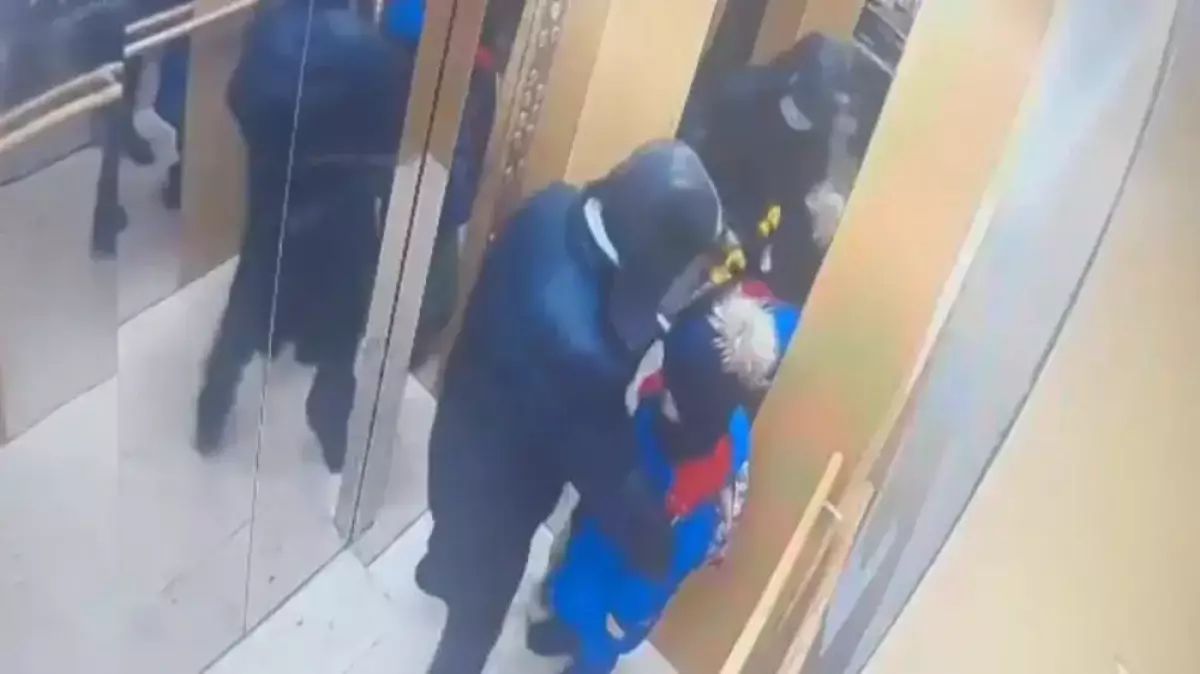 Шокирующее нападение с ножом на ребенка в лифте: дело направили в суд
