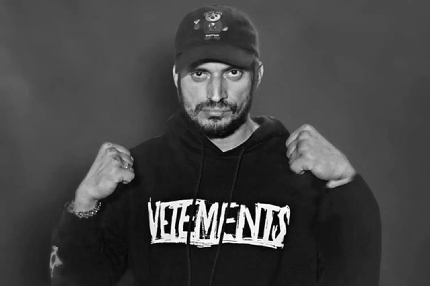 Стало известно, что Паша Техник материально поддерживал бойцов СВО - новости на Lada.kz 15.04.2025