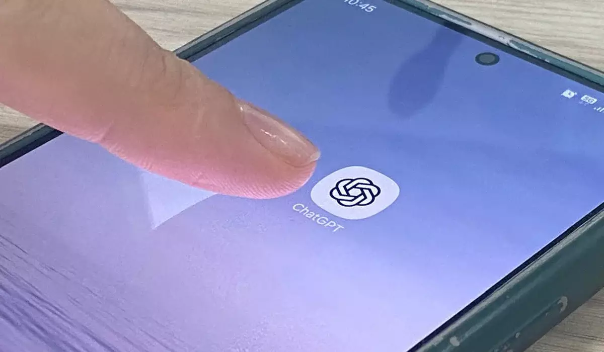 Instagram мен TikTok артта қалды: әлемде ең көп жүктелген қосымша белгілі болды