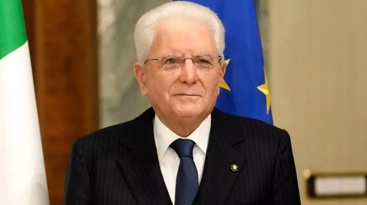 83-летнего президента Италии госпитализировали