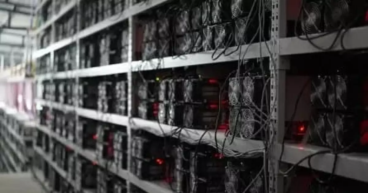   "900 миллион теңгенің мүлкі тәркіленді": Астанада заңсыз майнингпен айналысқандар ұсталды   