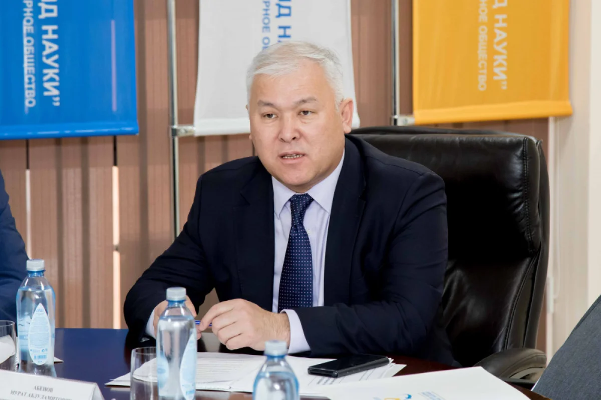 «Ойларына келгенін жасайды»: депутат кәсіпкерлер салықтан қалай жалтарып отырғанын айтты