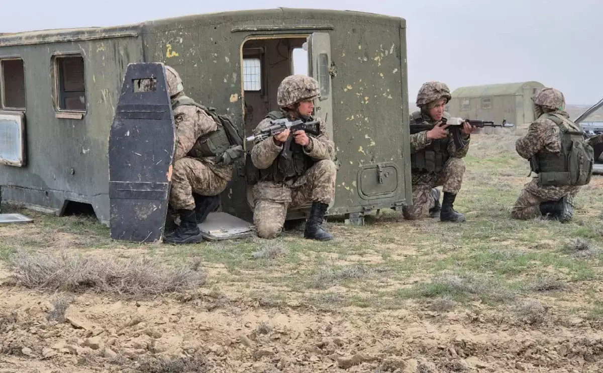 Бейнеу в Мангистау освобожден от условных террористов - новости на Lada.kz 16.04.2025
