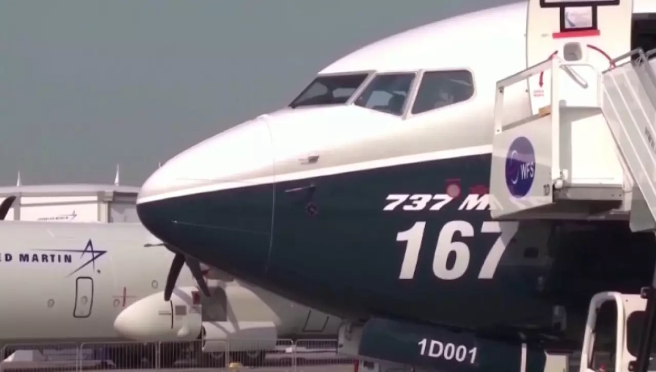 Акции Boeing упали на 5% после отказа Китая от закупок