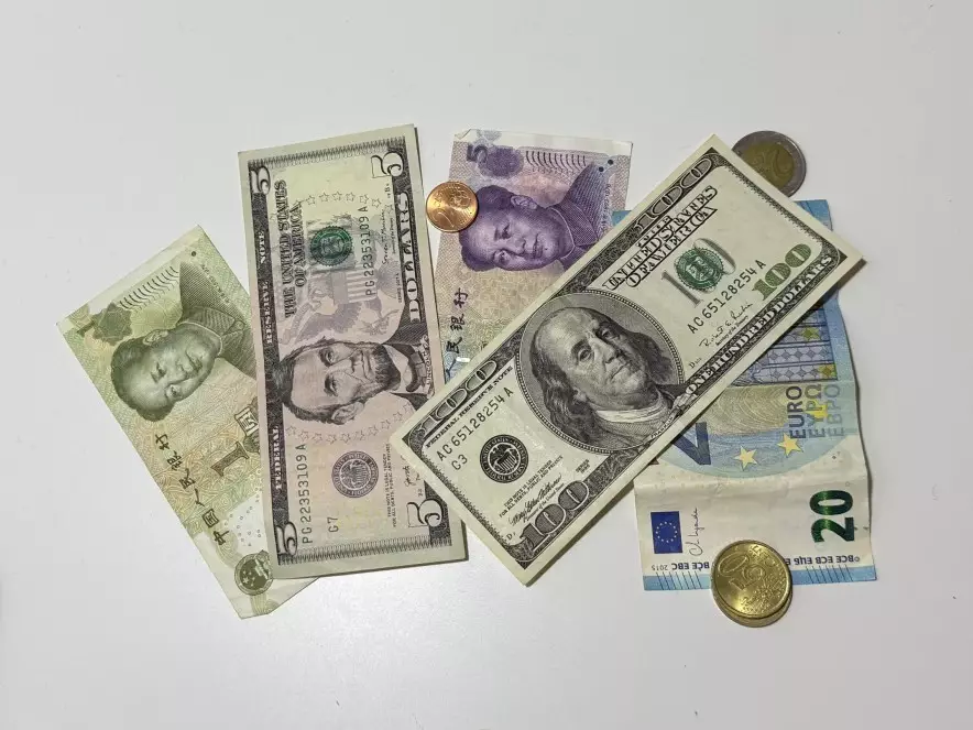 Иностранные туристы потратили в Казахстане более 2,6 млрд долларов США