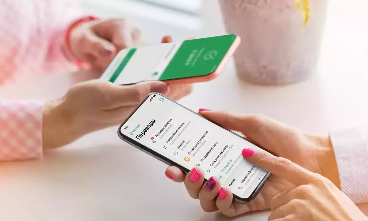 Halyk Bank начал платить школьникам в регионах