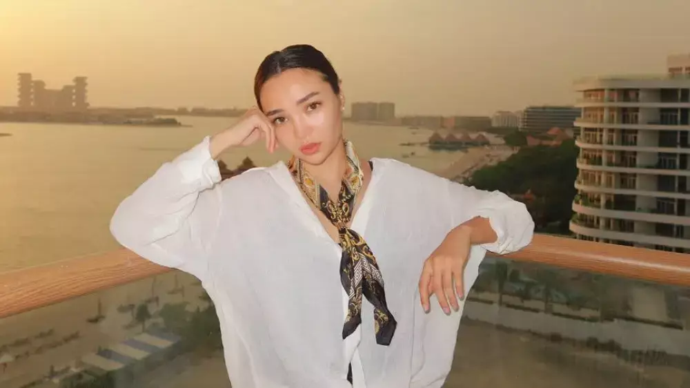 «Пицца» деді ме, «п*ся» деді ме — баланың сөзіне бейәдеп сөз жапсырған блогер дауға қалды