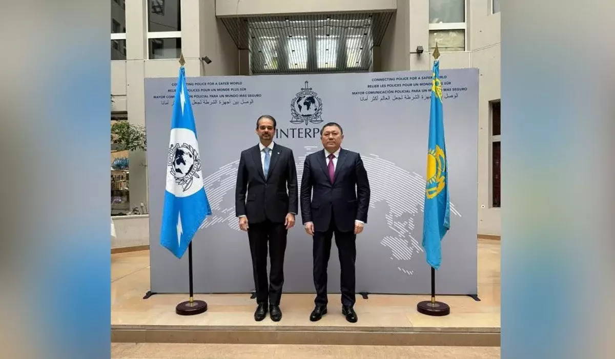 Ержан Сәденов Фрацияның полициясы қалай жұмыс істейтінін өз көзімен көріп қайтты