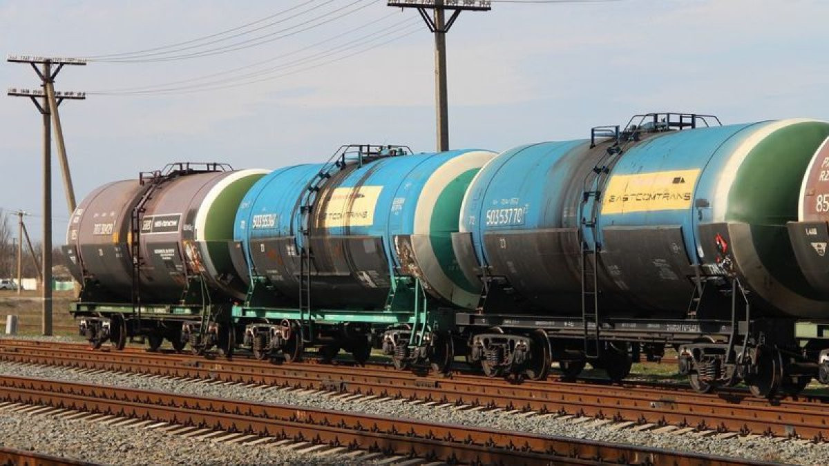Қытай АҚШ-қа сұйытылған газ импортын тоқтатты