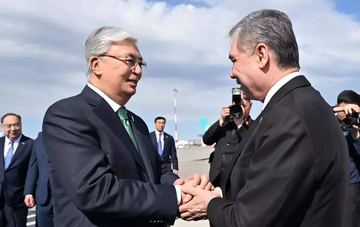 Түрікменстанның көшбасшысы Қазақстанға келді
