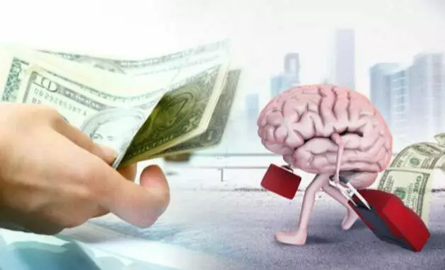 Қазақстандай бай мемлекет үшін азаматтарының шетелде қара жұмыс істеуі масқара — зерттеу