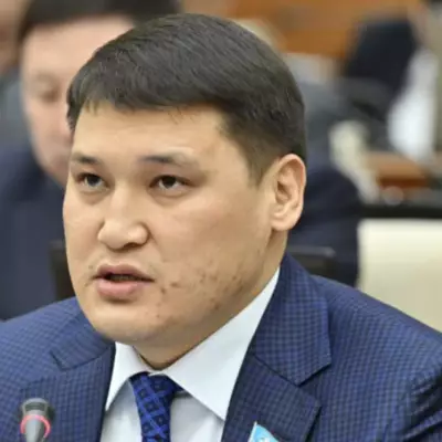 В заместителя акима Шымкента Руслана Берденова стреляли
