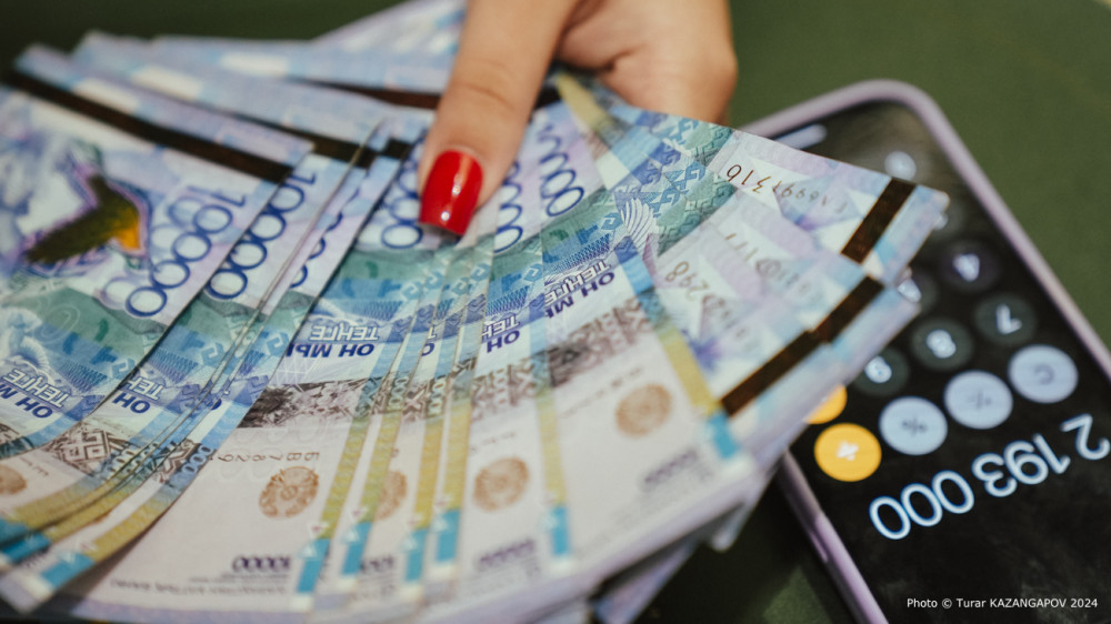 Дәрігер мен есепші 758 миллион теңге бюджет қаражатын жымқырғаны үшін сотталды