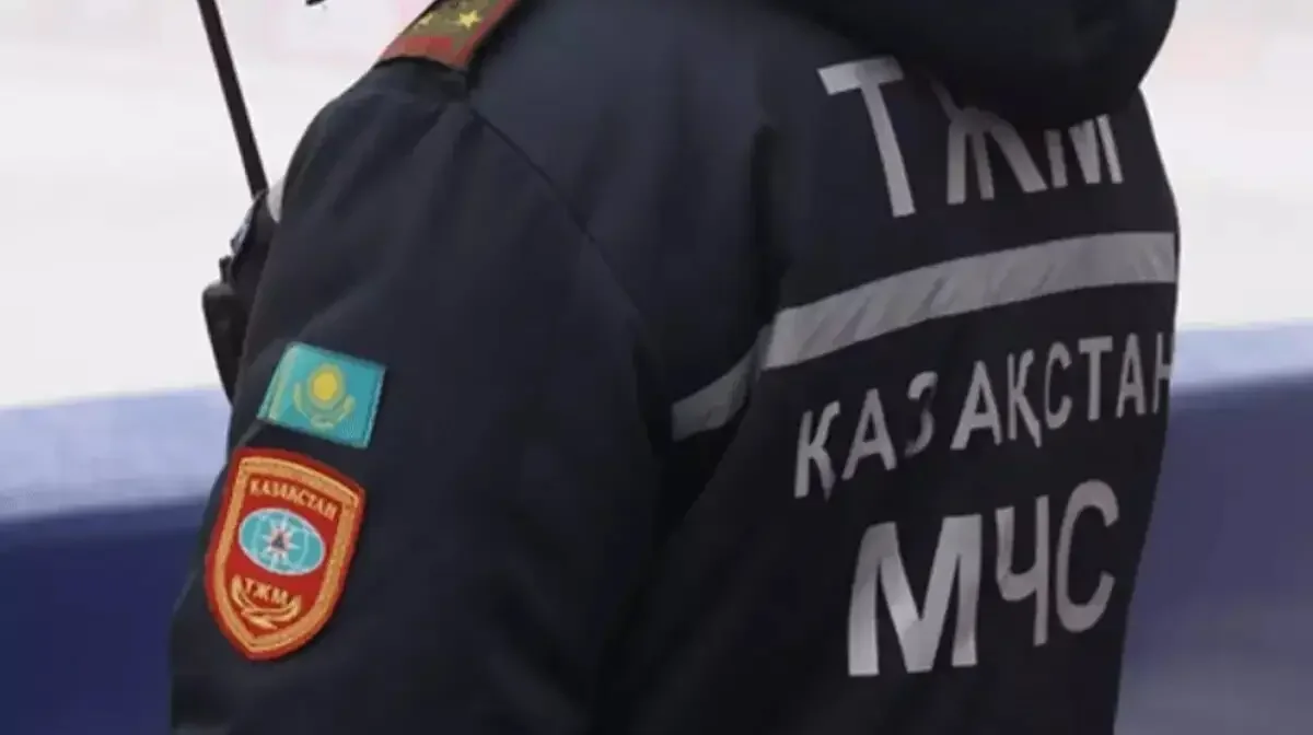 Талдықорғанда ер адам көпқабатты тұрғын үйдің жертөлесіне құлап кетті