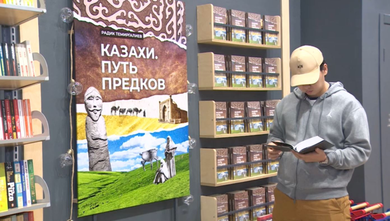 Қазақ поэзиясына не жетсіпейді?