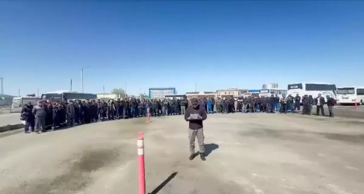 Наразылыққа шыққан Теңіз жұмысшыларының жалақы мәселесі шешілді ме