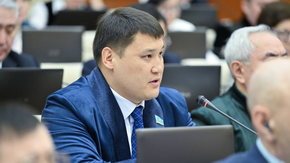Почему стреляли в Берденова: в Шымкенте призвали не спекулировать о мотивах