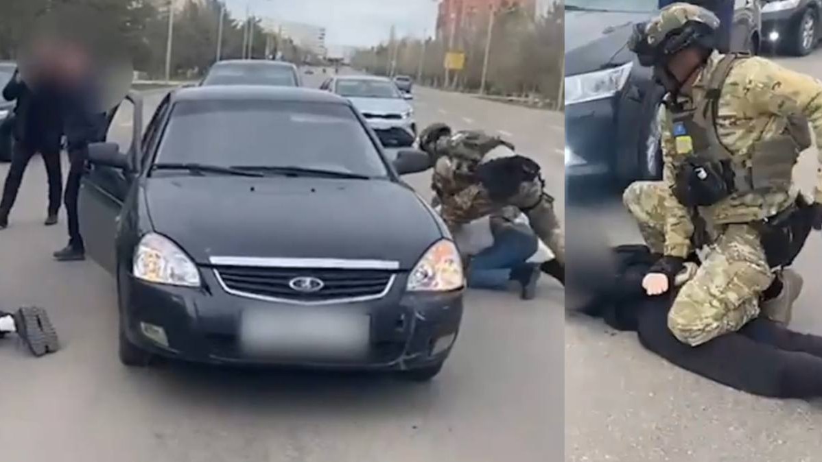 Көкшетауда бопсалаушыларды ұстау сәтінен видео тарады