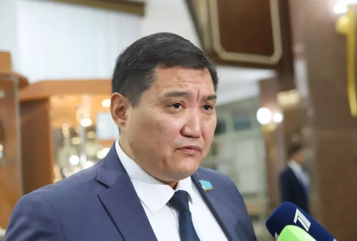 Басымыздан біреу бөтелкемен ұрса, депутаттық иммунитет бізді қорғамайды — Базарбек