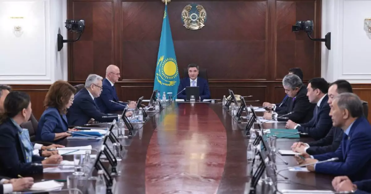   "Ақша бөлінді, бірақ нәтиже жоқ": Бектенов өңірлерді дамытуға бөлінетін қаржыны дұрыс игеруді тапсырды   