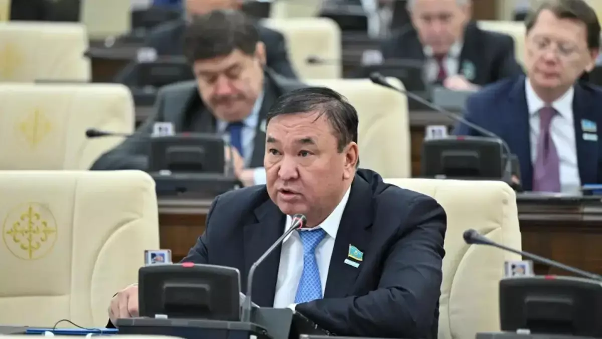 Депутат дәрі-дәрмек шығаратын отандық компаниялардың жанайқайын жеткізді