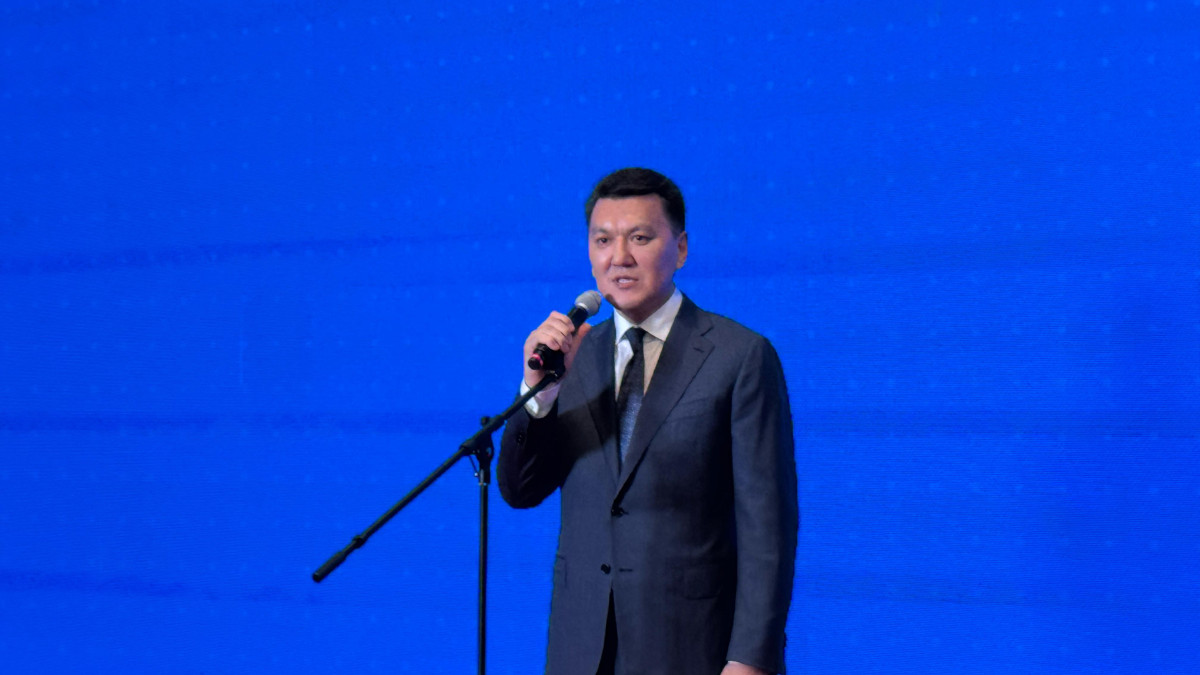 Елімізде ең үздік 100 кітап анықталады - Қарин