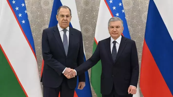 Шавкат Мирзиёев принял Лаврова в Самарканде