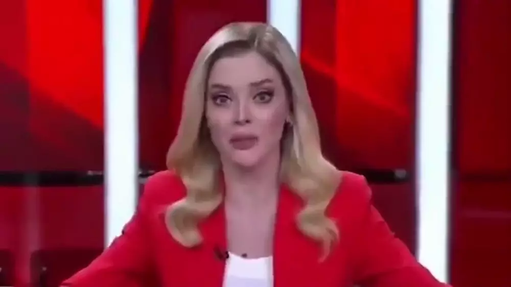 Землетрясение в прямом эфире: реакция ведущей попала на видео